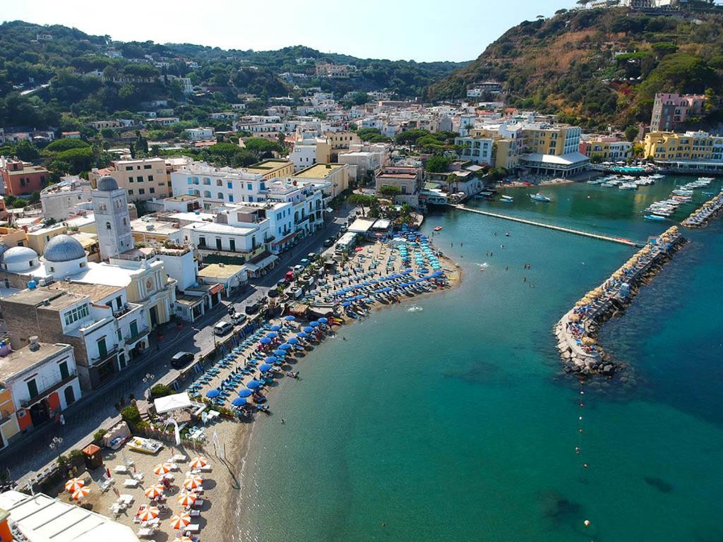Lacco Ameno  B&B Celestina Ischia المظهر الخارجي الصورة