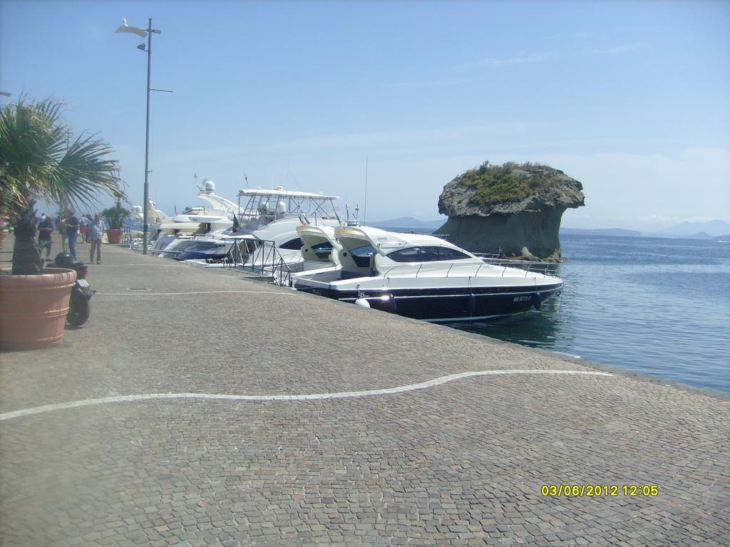 Lacco Ameno  B&B Celestina Ischia المظهر الخارجي الصورة