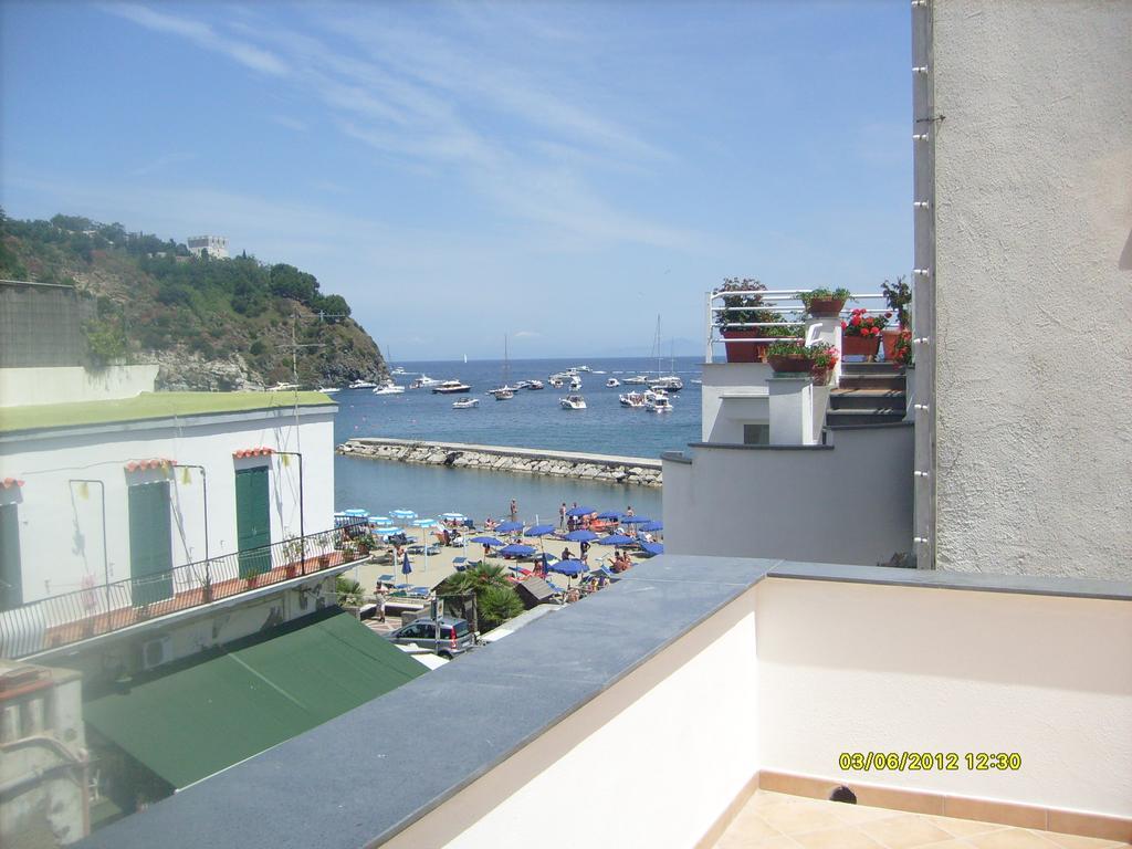 Lacco Ameno  B&B Celestina Ischia المظهر الخارجي الصورة